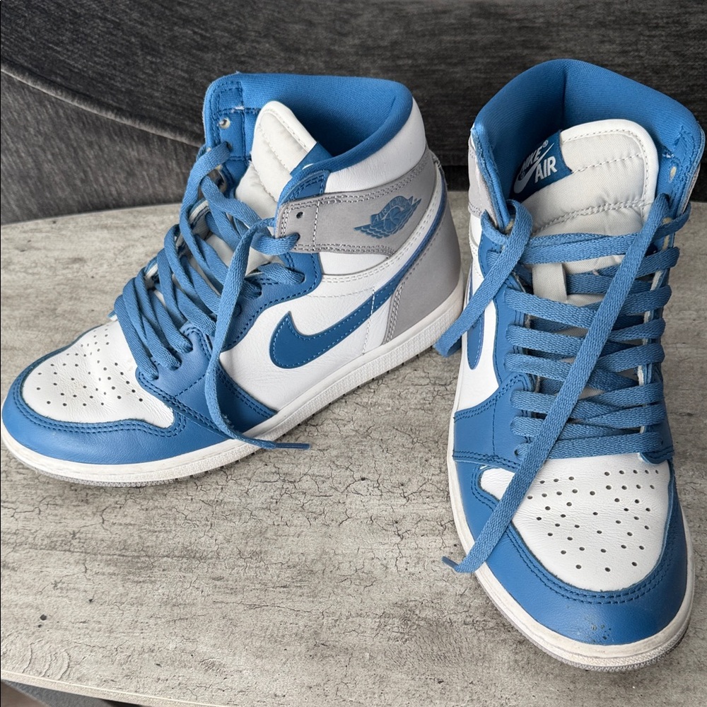 Nike Men’s (size 7) Women’s (size 8.5) Blue and Gray Air Jordan 1s